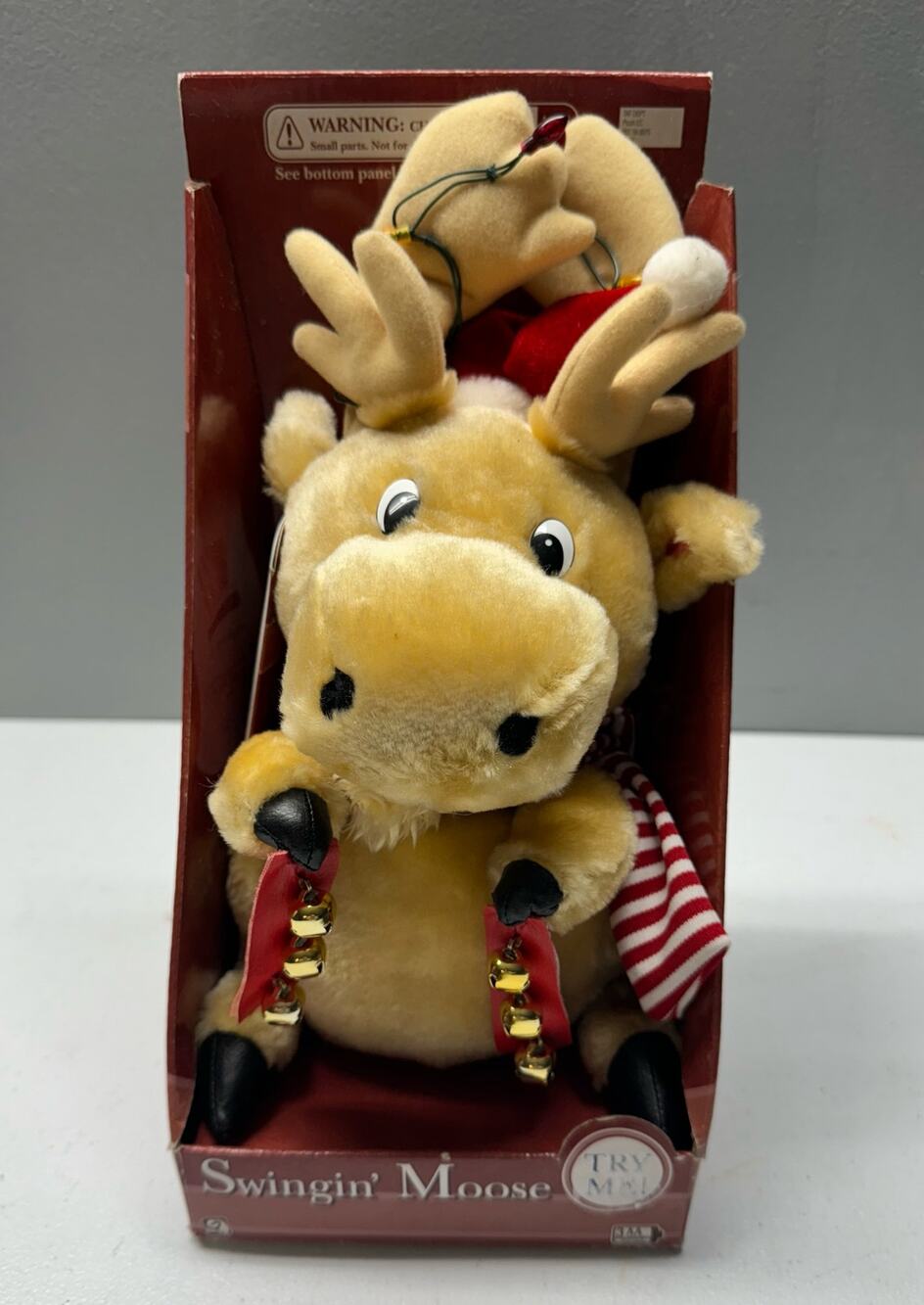 NEW Old Stock Gemmy Swinging Moose  Swinging And Singing Plush Christmas